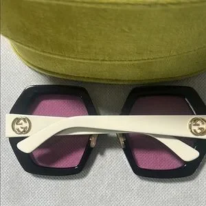 Gucci Green Velvet Belt with Luxurious Plush Finish Gucci | Accessories | Gucci Green Velvet Belt With Luxurious  main image 2